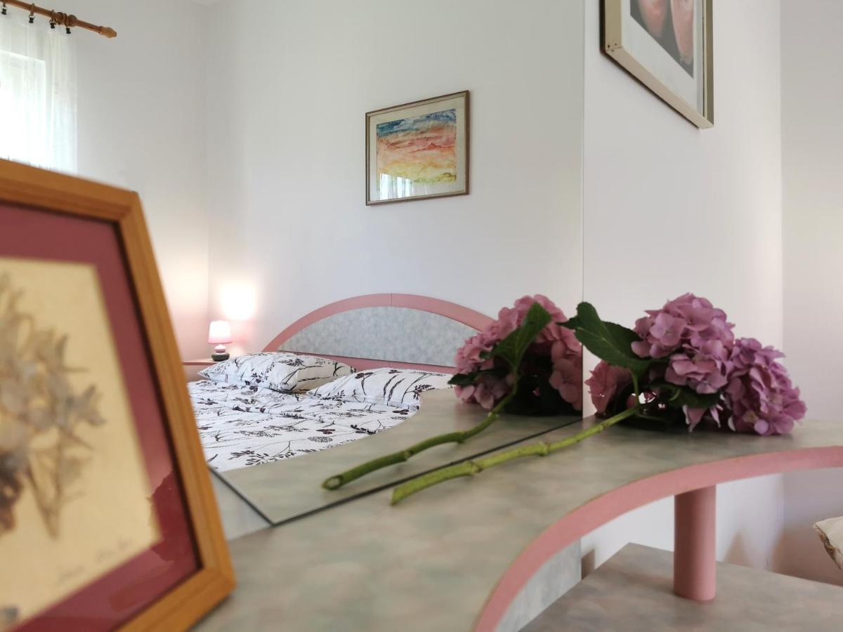 App & Room Le Palme Умаг Экстерьер фото