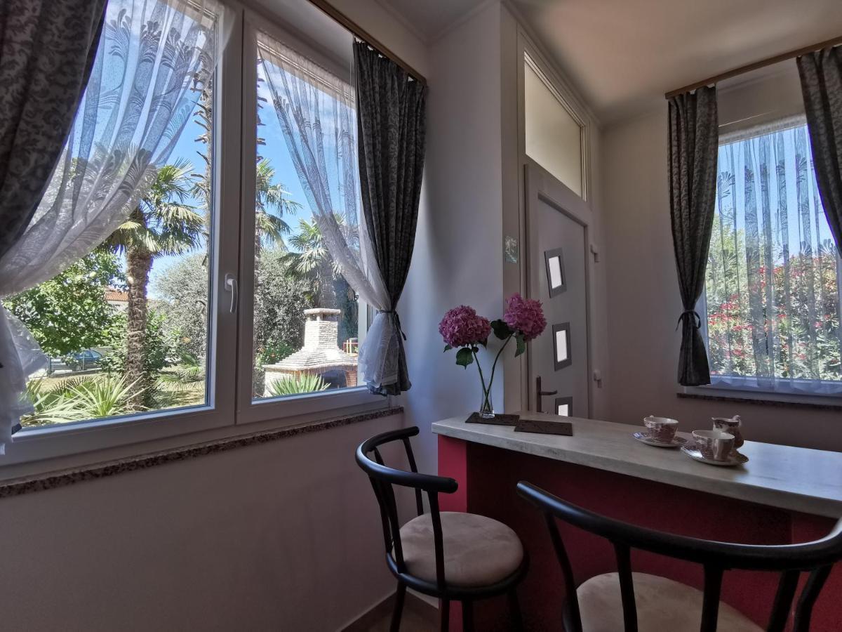App & Room Le Palme Умаг Экстерьер фото