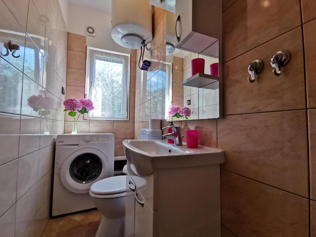 App & Room Le Palme Умаг Экстерьер фото